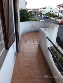 Cerveteri bilocale arredato con balcone