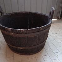 Tino in legno per uva