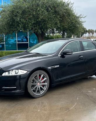 Jaguar XJ 3.0D V6 Premium Luxury - MOTORE NUOVO - 
