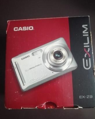 MACCHINA FOTOGRAFICA CASIO EX-Z9 