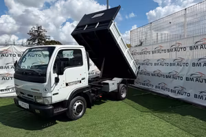 Nissan Cabstar 120.35 3.0 RIBALTABILE TRILATERALE