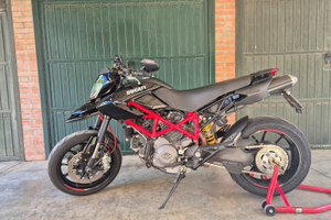 Hypermotard 796
