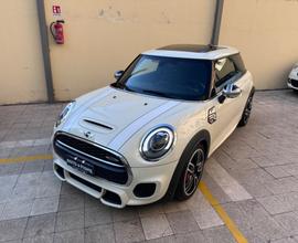 Mini John Cooper Works Coupe JOHN COOPER WORKS