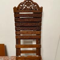 Piccola sedia/sdraio in legno