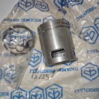 pistoni NOS piaggii vespa 125 PX