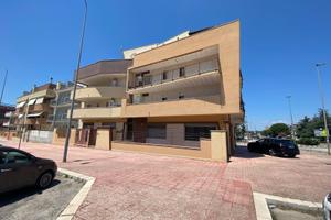 Locale uffici appartamento Grottaglie