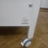 Lettino per bambini con materasso nuovo