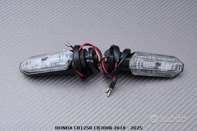 Coppia frecce LED per HONDA CB125R CB 300R 2018 25
