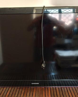 Televisore Samsung da 46 pollici