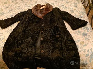 cappotto di astrakan