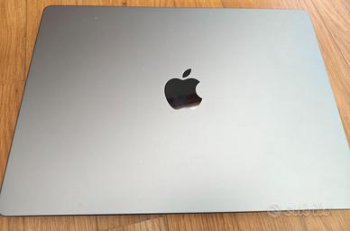 MacBook Pro 14” M2 Pro – 16GB RAM / 512GB SSD – Pa