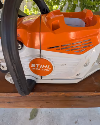 Elettro sega sthill  MSA 300 C