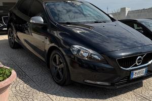 Volvo V40 D2 Inscription Full