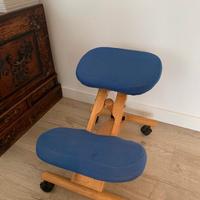 Sedia ergonomica in legno per studio