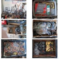 Lotto pezzi auto- vari ricambi in blocco