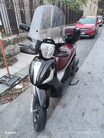 Piaggio Beverly 350 ie