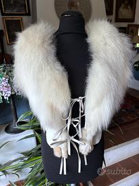 corpetto in pelle con collo di volpe