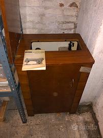 Macchina da cucire Borletti 1100