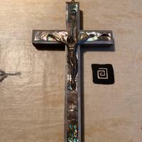 Crocifisso in madreperla