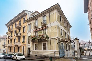Appartamento in villa Via Casteggio 11, Crimea-Bor