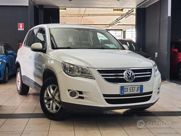 VOLKSWAGEN Tiguan 2.0 TDI 4MOTION Sport & Style