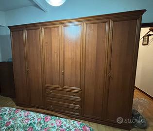 Camera da letto completa in legno