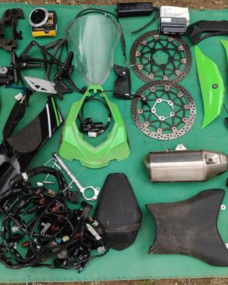 Vari pezzi per Kawasaki ZX 10 R