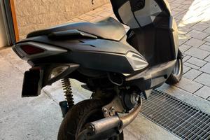 Scooter phantom f12r