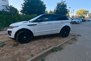 evoque 2.2 190 cv dinamyc plus 2014