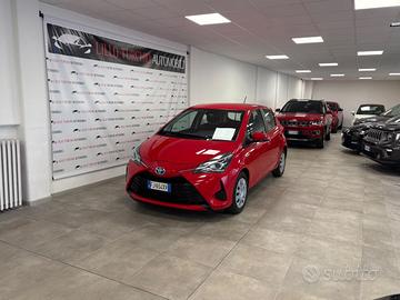 TOYOTA Yaris 1.5 Hybrid 5 porte Cool