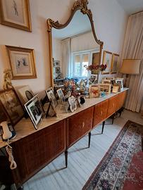 Sala da pranzo anni '60 buffet e vetrina