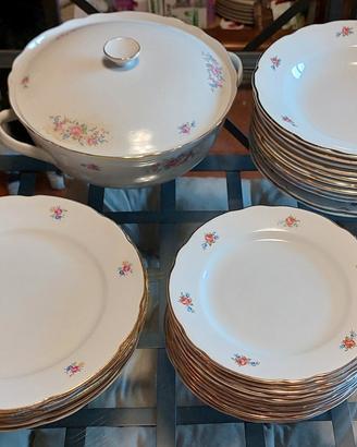 Piatti e zuppiera Richard Ginori 