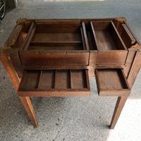 Tavolino da orologiaio