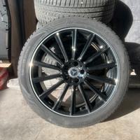 Cerchi e gomme Mercedes da 20”