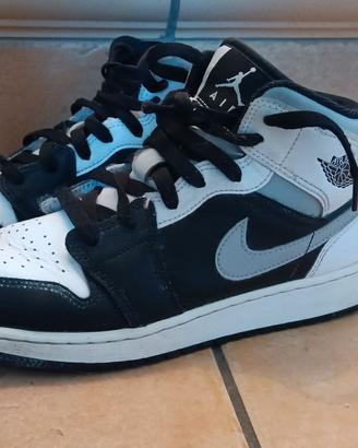 Sneakers Jordan Air Jordan 1 Mid ne 38,5