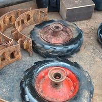 Ruote con catene in ferro