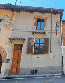 CASA SEMINDIPENDENTE A MAGNANO