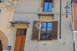 CASA SEMINDIPENDENTE A MAGNANO