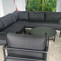 Divano angolare+poltrona+tavolino