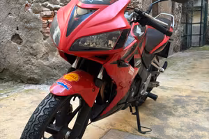 HONDA CBR 125