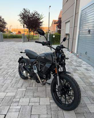 Scrambler Icon Dark - 2026