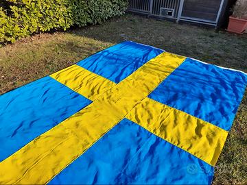 Grande bandiera vintage SVEZIA in cotone cucito