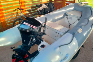 Gommone 320 + Mercury 8 cv