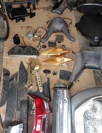 RICAMBI Suzuki Burgman 400 '04 in blocco o singol.