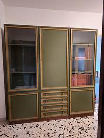 Credenza con vetrina