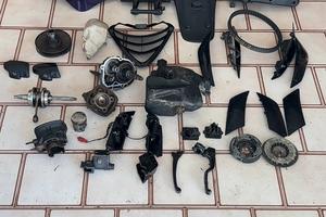 Vari ricambi piaggio zip sp mk2