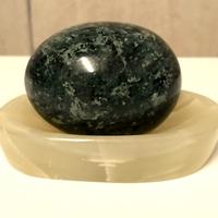 VECCHIO POSACENERE E UOVO IN ONICE PIETRA VINTAGE 