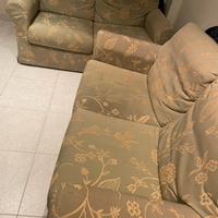 2 Divani poltrone e sofa