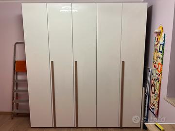 Armadio 5 ante