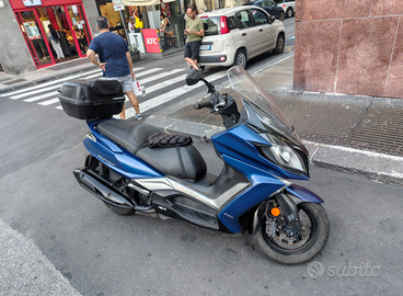 Kymko downtown 350i TCS in eccezionali condizioni